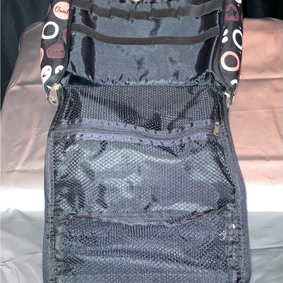 O’Neill Makeup Bag - Picture 10 of 14